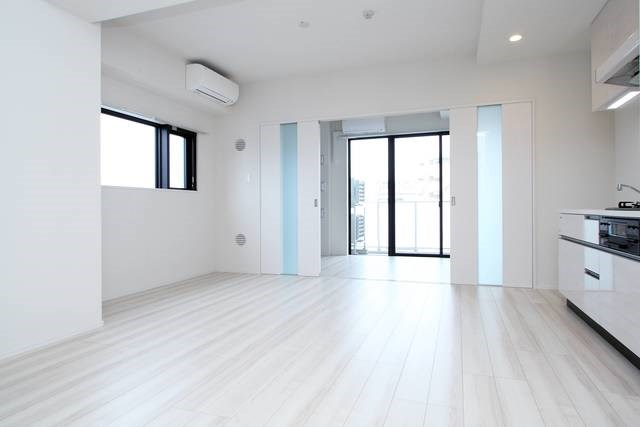 テルマエドムス根岸   リビング