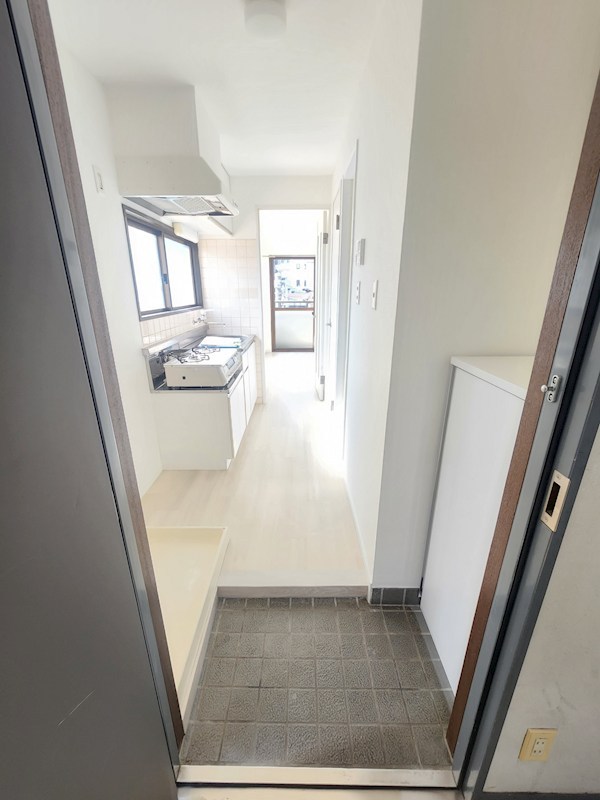 サンワードパレスＴＡＭＡＯＫＡ 玄関