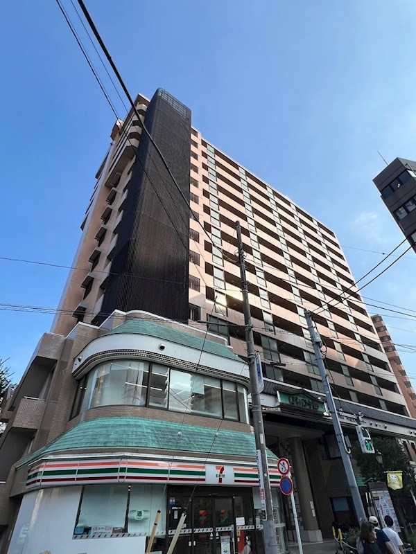 イーストヒル町屋 外観