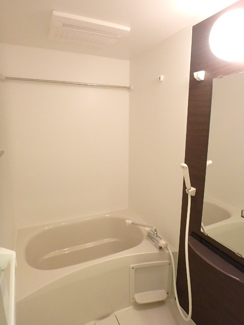 リブリ・アーバンコート 風呂画像