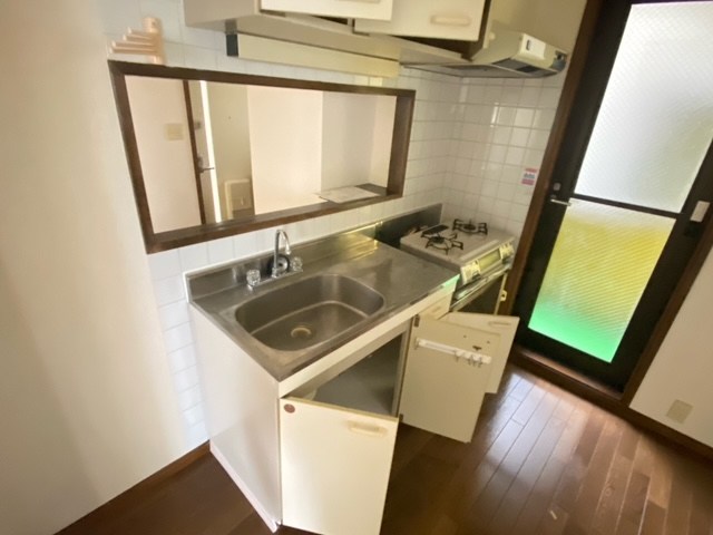 ルノンハラダ キッチン