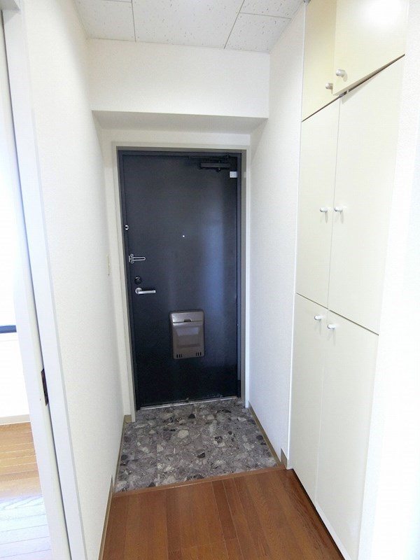 関寅ビル第２ 玄関