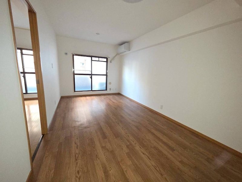 朝日プラザ王子 リビング