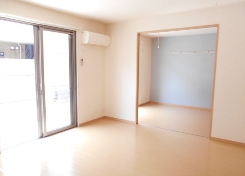 シャルマン　ドミール A リビング