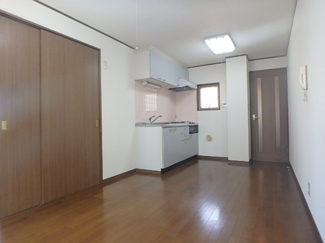 ハイツ松田 リビング