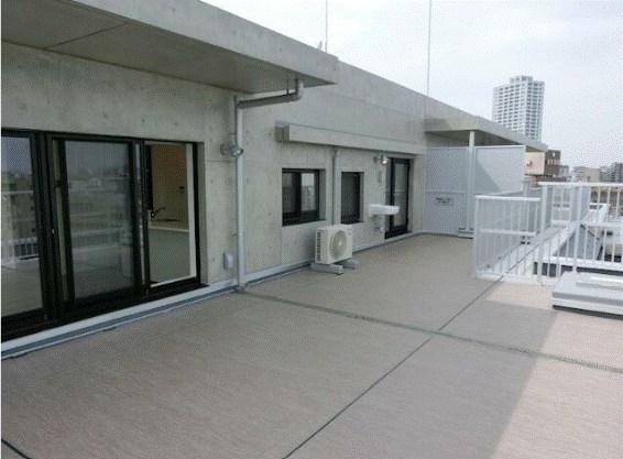 ZOOM北千住  ベランダ