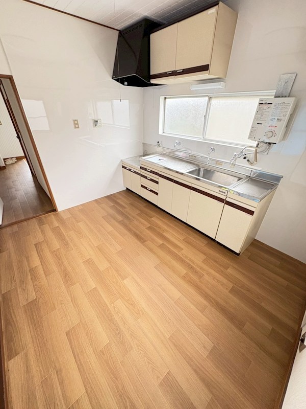 向田貸家 リビング