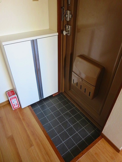 パークサイド関口 玄関