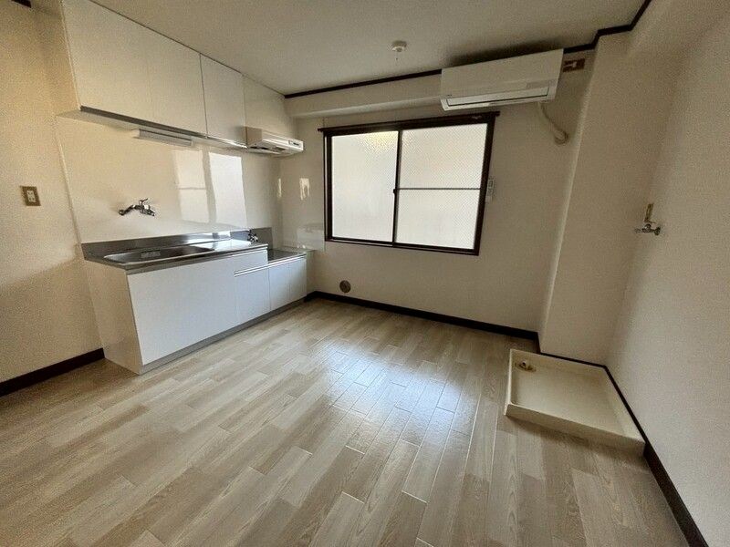 ロイヤルパール  リビング