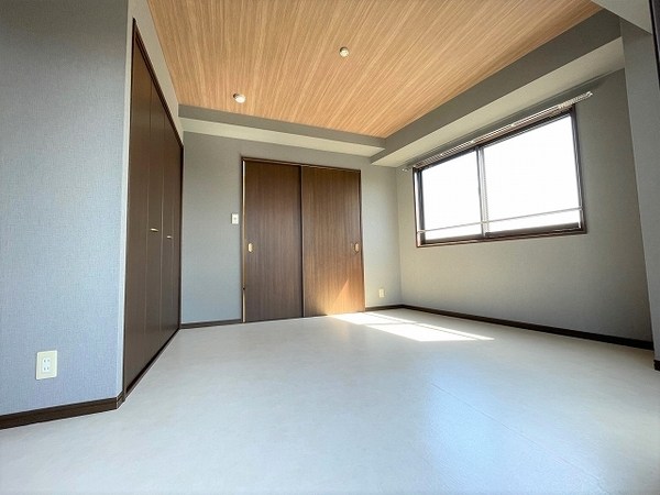 サンハイム ベッドルーム