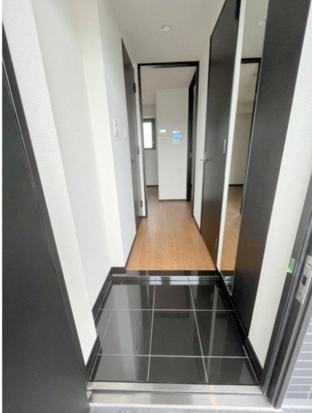 ガレリアレジデンス南千住 玄関