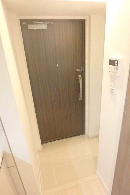 REGALIZ北千住  玄関