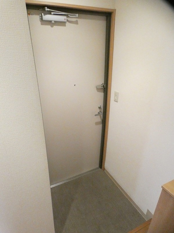 リベール浅草 玄関