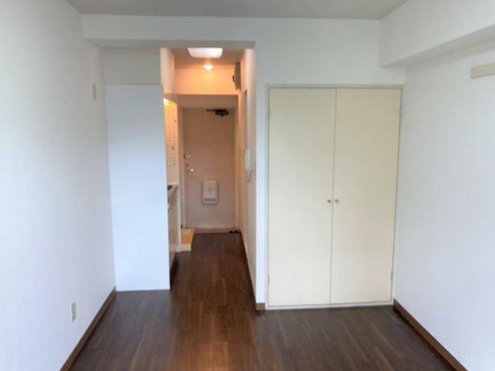 アルベール ベッドルーム