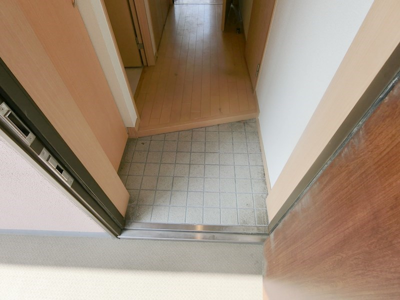 アベニール高砂  玄関