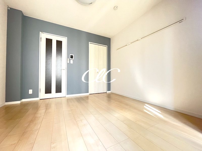 トラム リビング