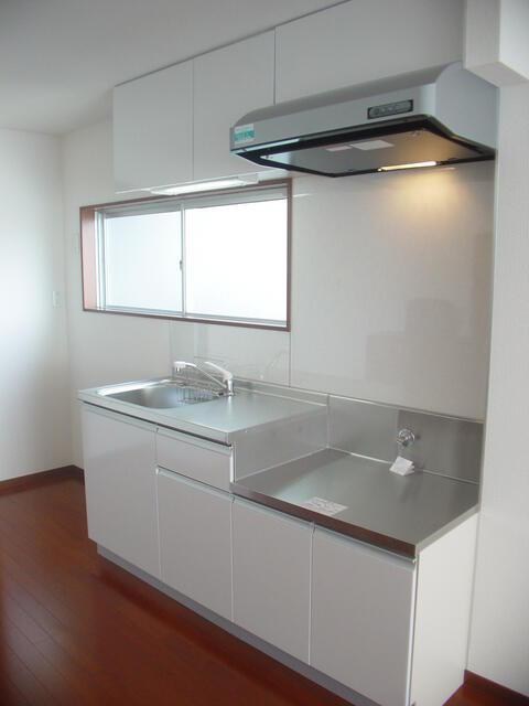 王子スクエアービル キッチン