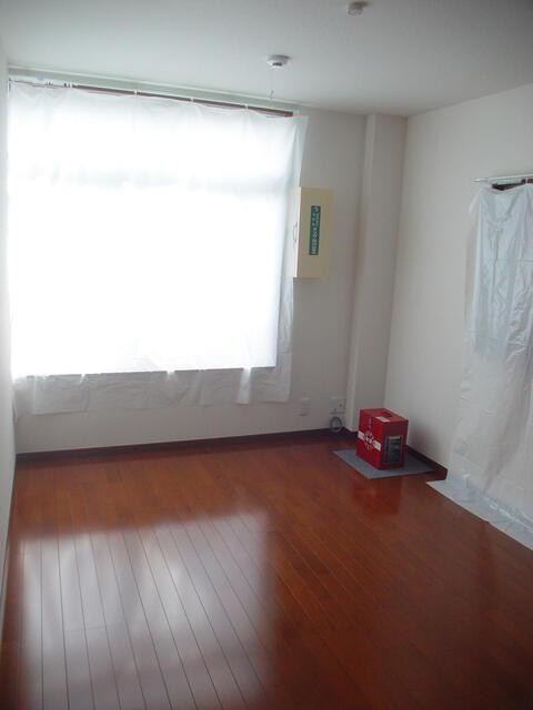 王子スクエアービル ベッドルーム