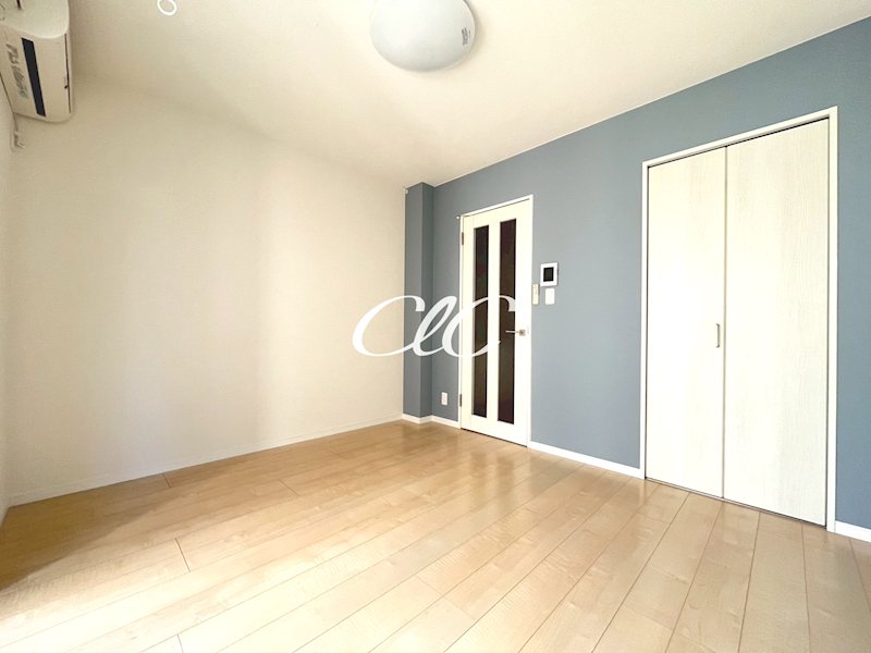 トラム ベッドルーム