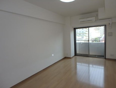 リヴシティ王子  リビング