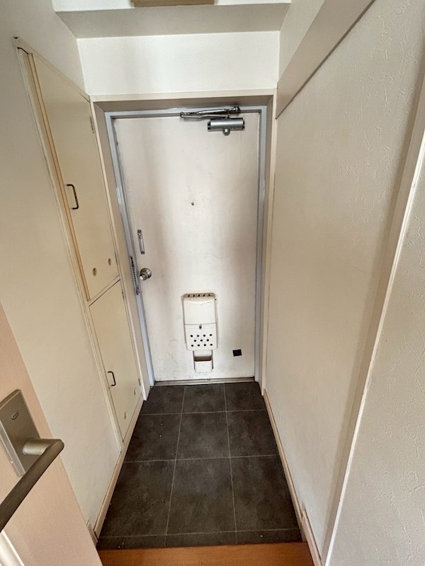 ライオンズマンション西日暮里 玄関