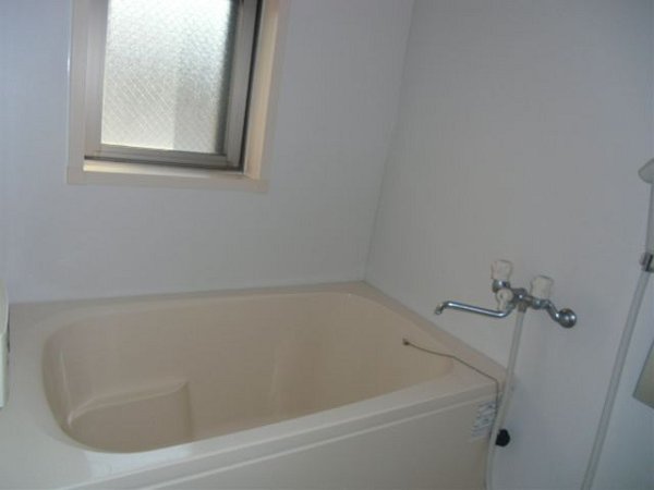 フェイムイッサ 風呂画像