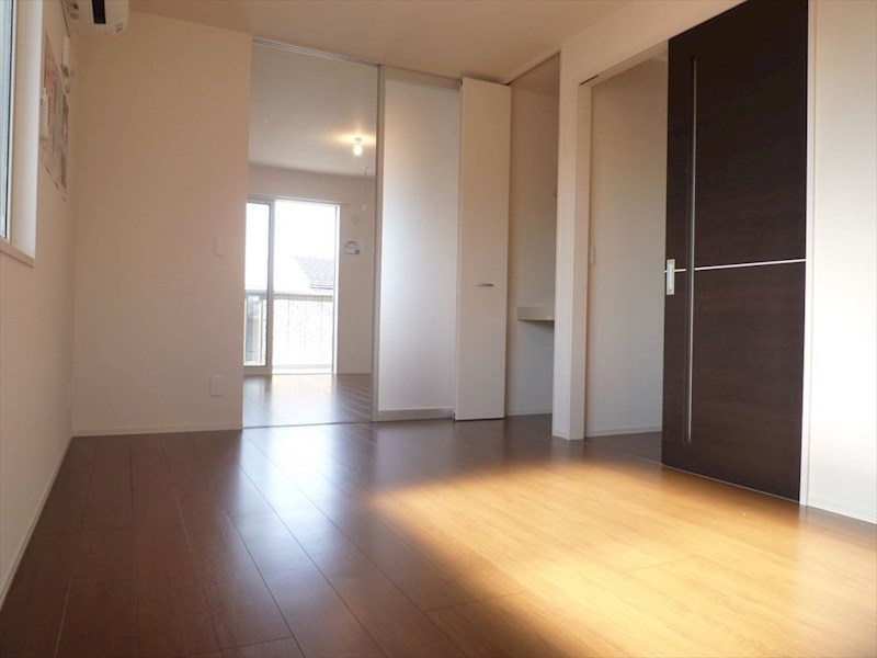 プランドルコート リビング