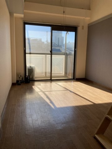 ロイヤルヴェッセル リビング