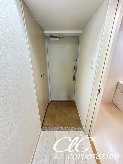 ロングエイトⅢ 玄関