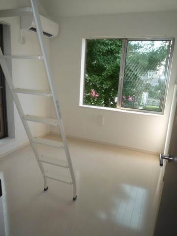 ベルエステート東十条 リビング