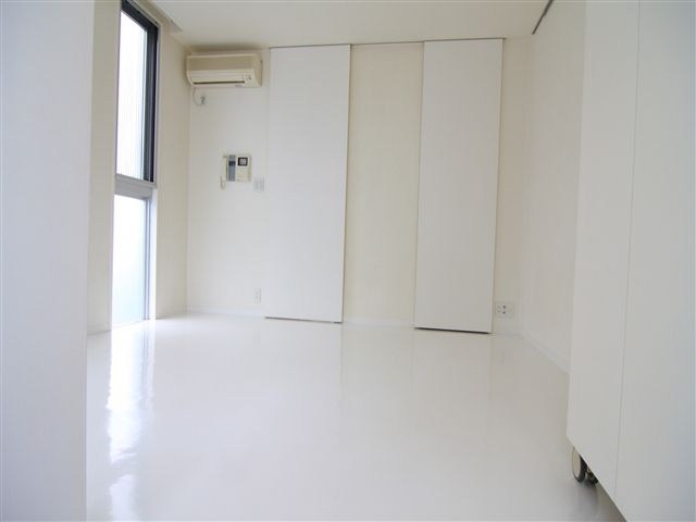 フェイス リビング