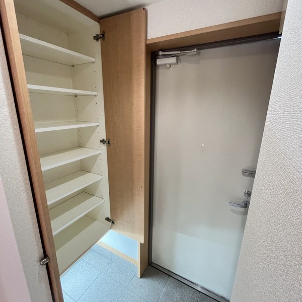 レジオ豊島 玄関