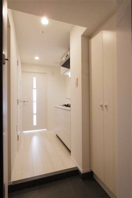 メインステージ北千住Ⅲ 玄関