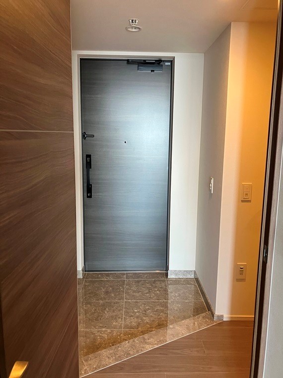 プラウドタワー小岩フロント 玄関