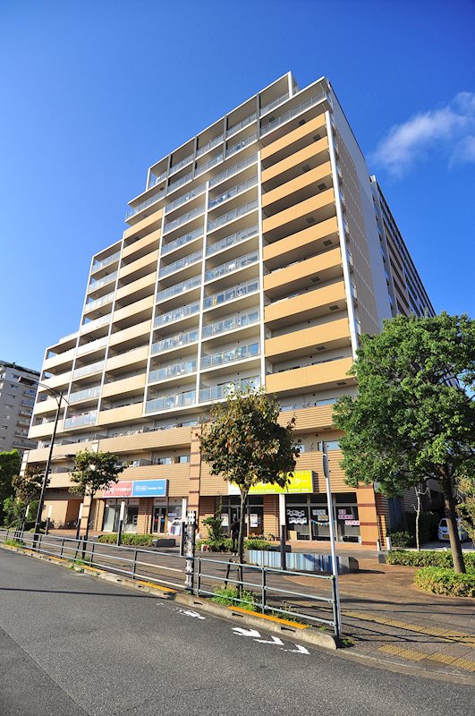 ロイヤルパークスシーサー 外観