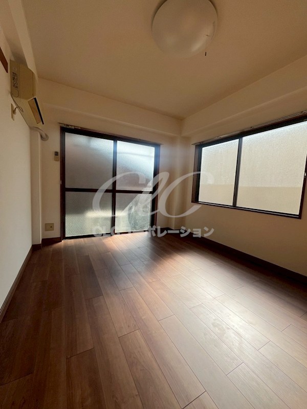 柘植ビル ベッドルーム