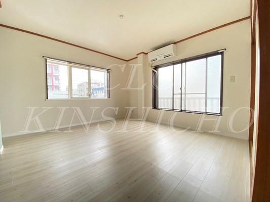 森山ビル ベッドルーム