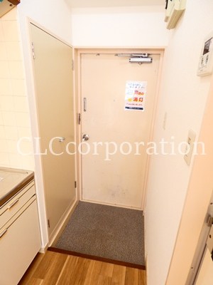 滝野川ハイツ 玄関