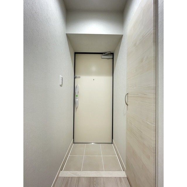 アルファコート青井 玄関