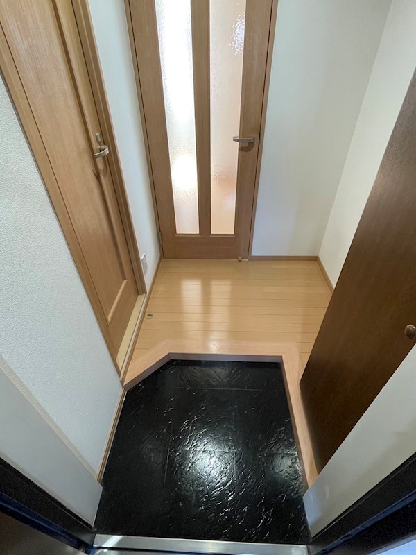 ドウェルエミネント    玄関