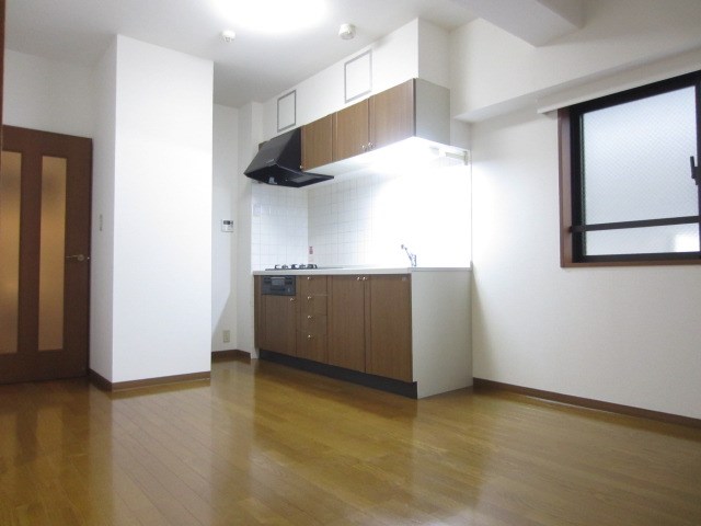 リヴィエルバーグ西大島  リビング