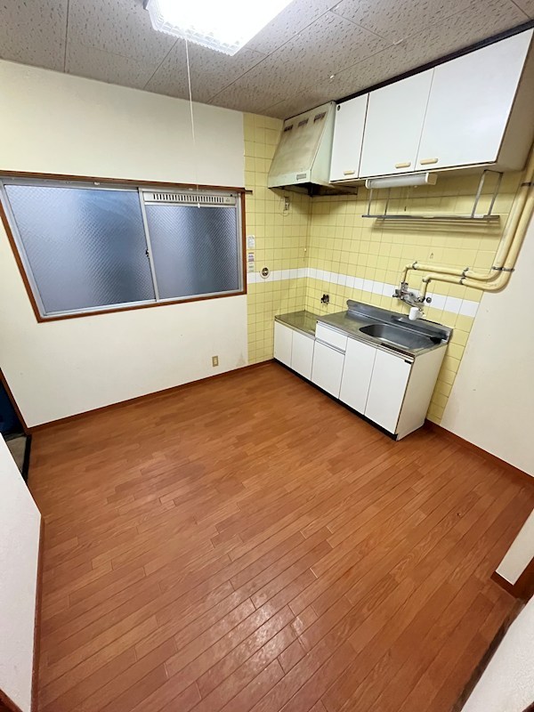 三村ビル リビング