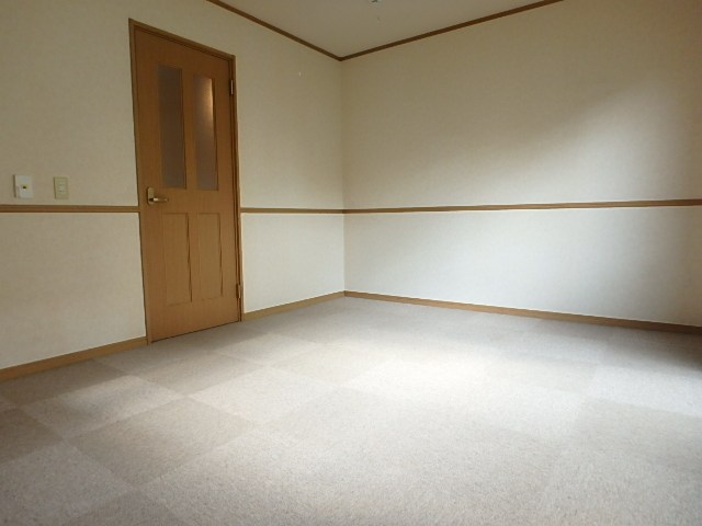 ＦＯＲＥＳＴ　ＳＩＤＥ リビング