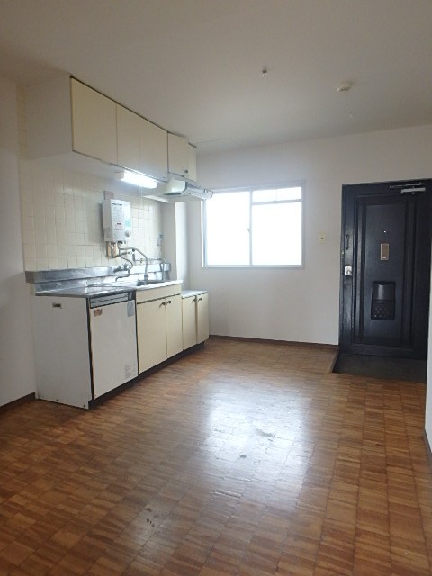 京梅ビル リビング