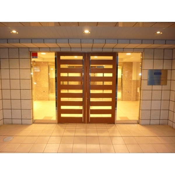 アジリア浦安 玄関