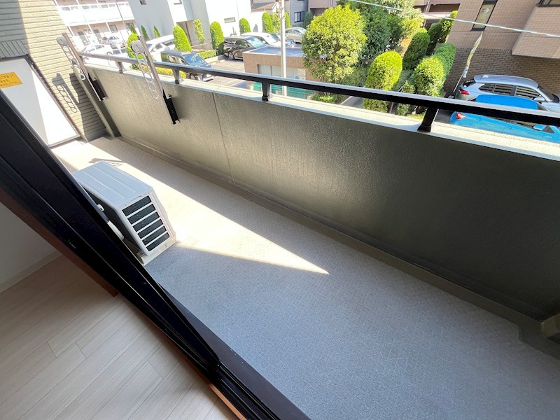 ヌーヴォアージュ ベランダ