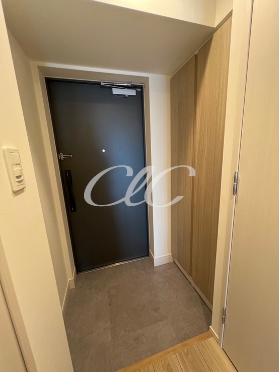 ミライズ北千住レジデンス 玄関