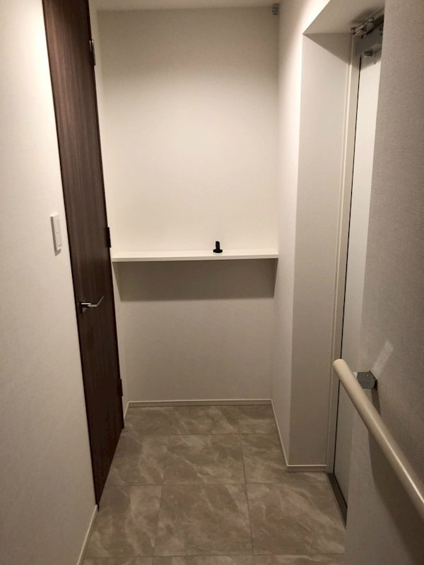 コンフォリア・リヴ平井ＭＵＴＩＯ 玄関