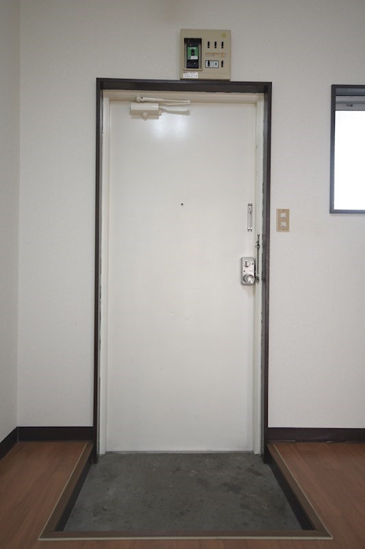 五反野シルバーハイツ  玄関