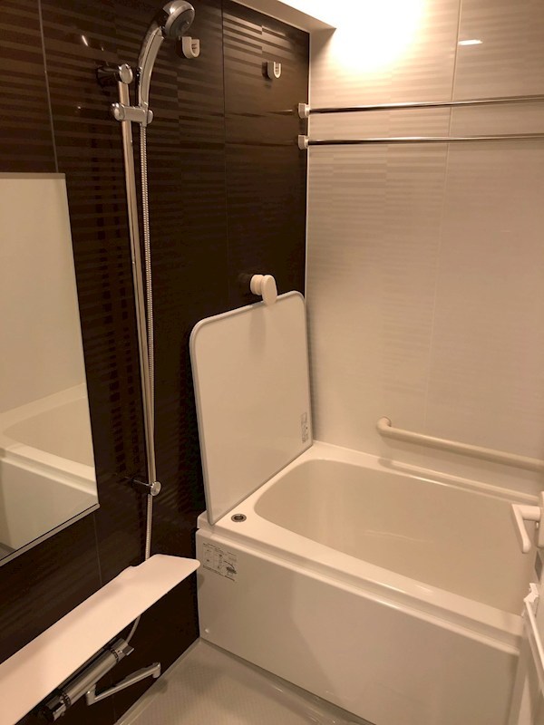 コンフォリア・リヴ平井ＭＵＴＩＯ 風呂画像
